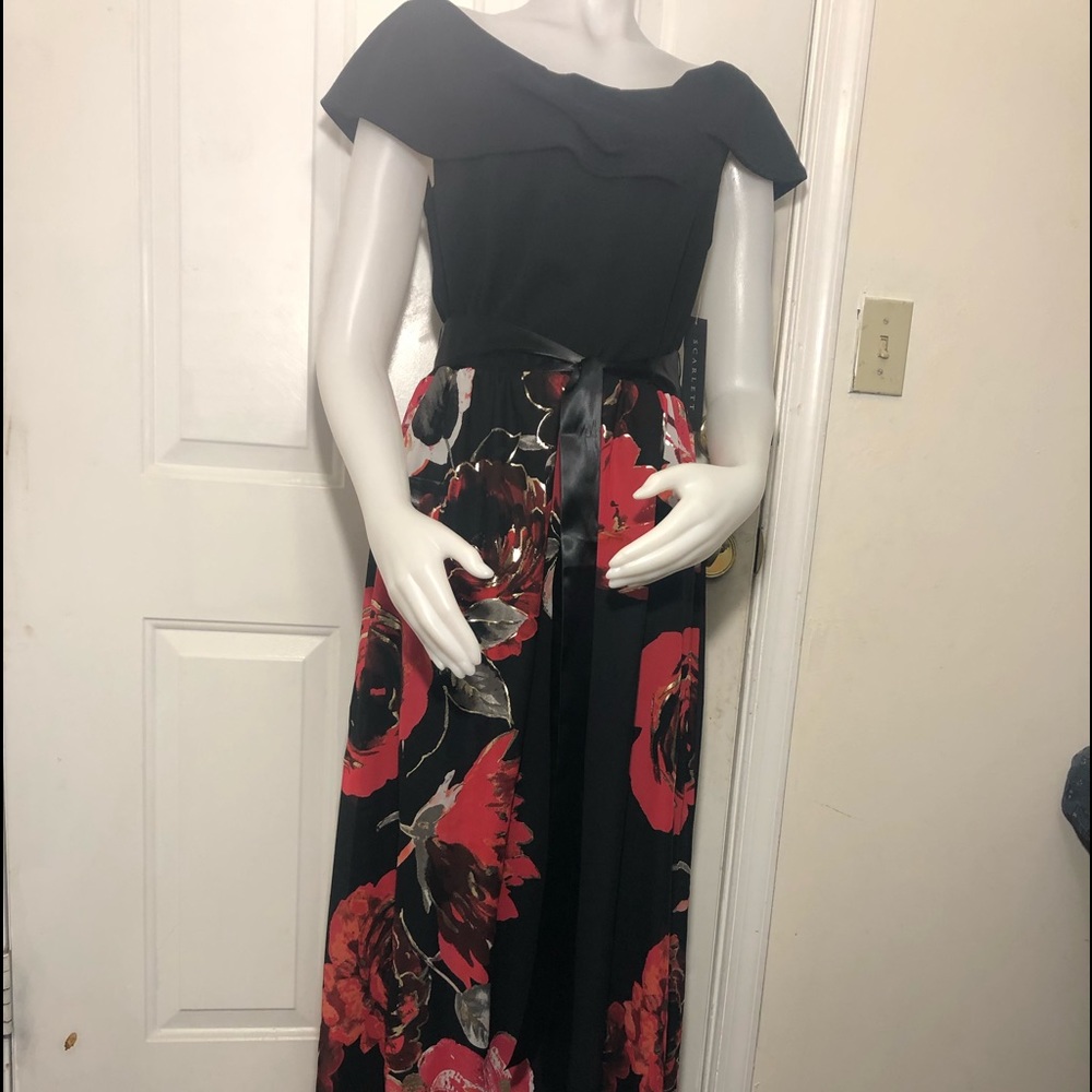 Stunning long dress